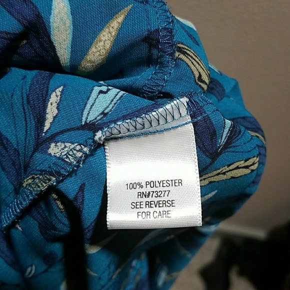 🔖Croft & Barrow fluttery sleeves blouse - Picture 6 of 6